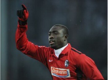 Papiss-cisse-effizientester-bundesligaprofi_2011_628393-1-300x224_display_image