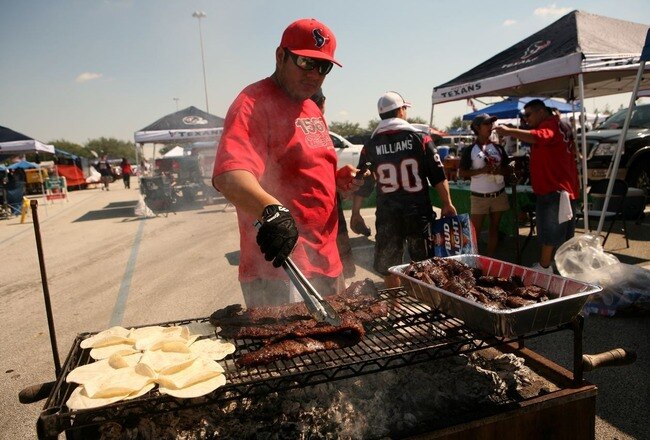 Tailgaters_00057_original_crop_650x440