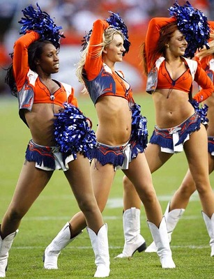 broncos-cheerleaders2_display_image.jpg