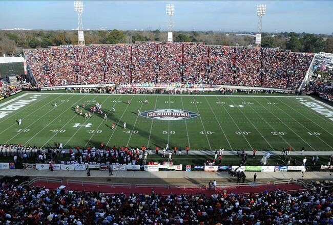 Seniorbowlstadium_crop_650x440