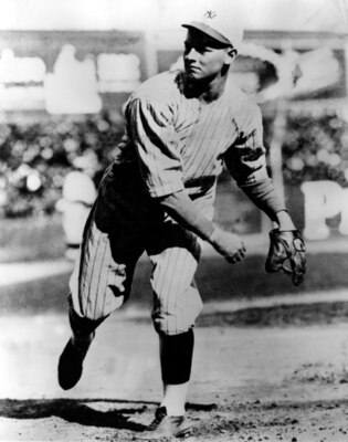 http://lesterslegends.com/wp-content/uploads/2009/05/waite-hoyt.jpg