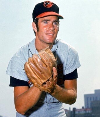 http://cdn.bleacherreport.net/images_root/slides/photos/000/520/604/jim-palmer_display_image.jpg?1290488062