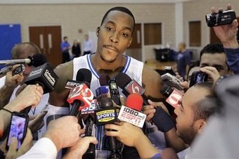 113161_magic_howard_basketball_display_image