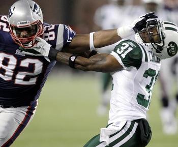 Alge-crumpler-antonio-cromartie-2011-1-16-17-30-0_display_image