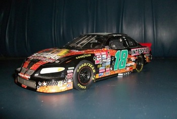 Awesome NASCAR paint schemes LabonteSmallSoldiers_display_image