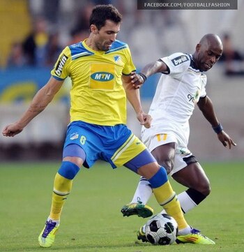 Apoel_display_image