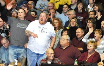 phillipsburg-wrestling-fans-3a6f85f77e895b2c_display_image.jpg