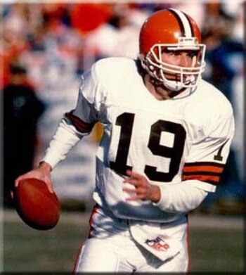 Bernie_kosar_display_image