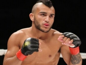 O-lutador-de-mma-john-lineker-sobe-no-oc-28_display_image
