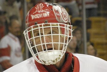 Dominik_hasek_face_display_image