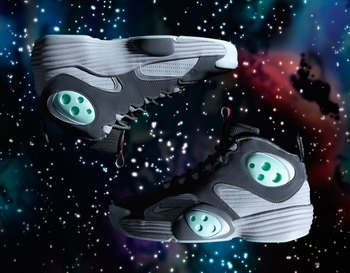 nike-air-flight-one-2012-all-star-game-space-exploration-01_display_image.jpg