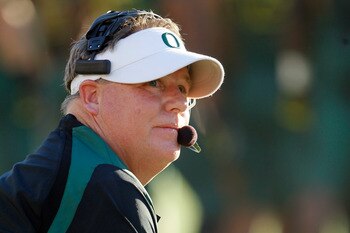 PASADENA, CA - JANUARY 02:  Head coach Chip Kelly of the Oregon Ducks calls out in the second quarter while taking on the Wisconsin Badgers at the 98th Rose Bowl Game on January 2, 2012 in Pasadena, California.  (Photo by Jeff Gross/Getty Images)