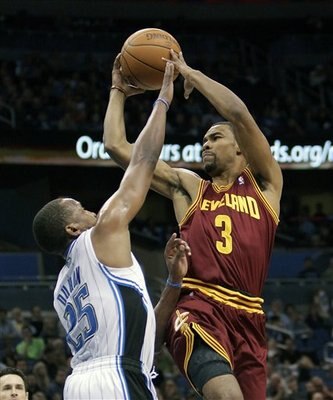 118408_cavaliers_magic_basketball_display_image
