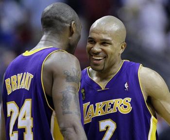Kobe-bryant-derek-fisher-2009-6-12-0-51-10_display_image