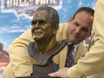 Bruce Matthews was voted into the Hall of Fame in 2007.