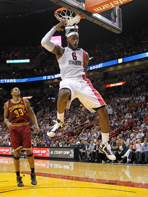 Lebron Slam Dunk