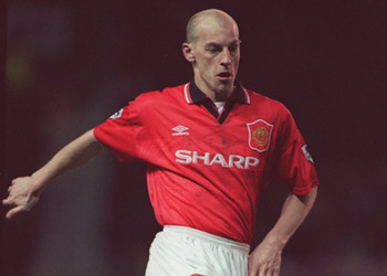 http://www.catflapfootball.com/football-pictures/720/3/The+Foreign+Lesions/William+Prunier+Man+Utd+football.aspx