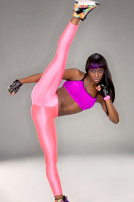 2010-wwe-diva-naomi_original_display_image.jpg