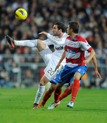 Guilherme Siqueira (right)