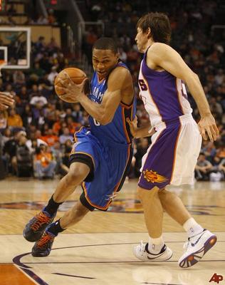 Steve-nash-russell-westbrook-2009-12-23-22-40-22_display_image