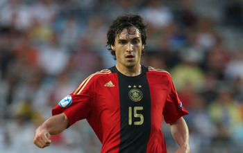 Hummels: Plunging into new depths