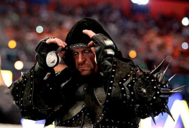 Undertaker - Qui pour affronter The Undertaker à Wrestlemania xXx ?  UndertakerMania_crop_650x440