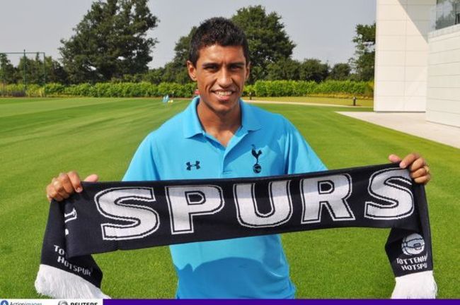Tottenham-unveil-new-signing-Paulinho-2031603.png_crop_650.jpeg