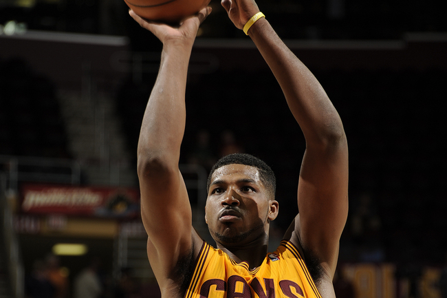 hi-res-183669265-tristan-thompson-of-the-cleveland-cavaliers-shoots-a_crop_650.jpg