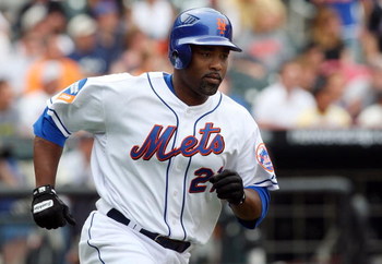 NEW YORK - MAY 09: Carlos Delgado #21 of the New York Mets runs against the Pittsburgh Pirates on May 9, 2009 at Citi Field in the Flushing neighborhood of the Queens borough of New York City. The Mets defeated the Pirates 10-1. (Photo by Jim McIsaac/Ge