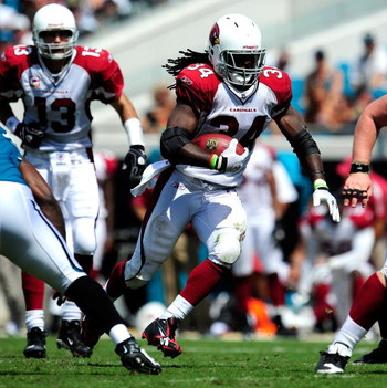 JACKSONVILLE, FL - SEPTEMBER 20: Tim Hightower #34 of the Arizona Cardinals runs during the game against the Jacksonville Jaguars at Jacksonville Municipal Stadium on September 20, 2009 in Jacksonville, Florida. (Photo by Sam Greenwood/Getty Images)