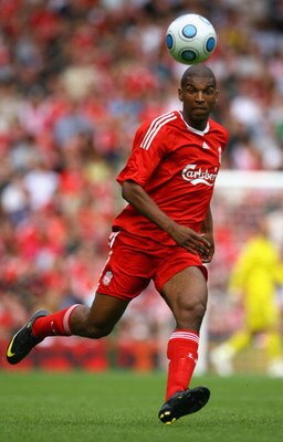 LIVERPOOL, ENGLAND - AUGUST 08:  Ryan Babel of Liverpool in action during the friendly match between Liverpool and Atletico Madrid at Anfield on August 8, 2009 in Liverpool, England. (Photo by Alex Livesey/Getty Images)