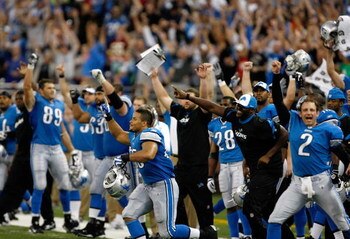DETROIT, MI - SEPTEMBER 27: Detroit Lions players celebrate the victory as they run on the field after the victory against the Washington Redsklns at Ford Field on September 27, 2009 in Detroit, Michigan. The Lions defeated the Redskins 19-14. (Photo by S