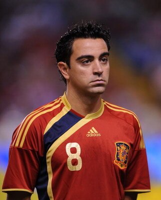 LA CORUNA, SPAIN - SEPTEMBER 05:  Xavi Hernandez of Spain lines-up before the Group 5 FIFA2010 World Cup Qualifier match between Spain and Belgium at the Riazor stadium on September 5, 2009 in La Coruna, Spain.  (Photo by Denis Doyle/Getty Images)