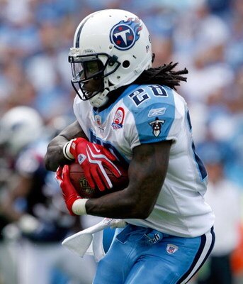 NASHVILLE, TN - SEPTEMBER 20:  Chris Johnson #28 of the Tennessee Titans runs with the ball during the NFL game against the Houston Texans at LP Field on September 20, 2009 in Nashville, Tennessee.  The Texans won 34-31.  (Photo by Andy Lyons/Getty Images