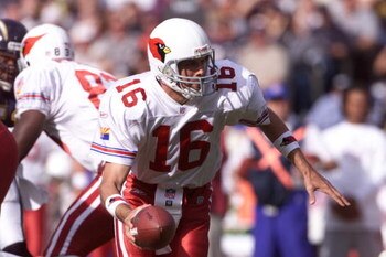 25 NOV 2001: Jake Plummer #16 of the Arizona Cardinals   looks to pass against the San Diego Chargers during the game at Qualcomm Stadium in San Diego, California. The Cardinals won 20-17. DIGITAL IMAGE Mandatory Credit: Jonathan Ferrey/ALLSPORT