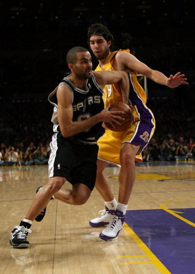 LOS ANGELES, CA - MAY 23:  Tony Parker #9 of the San Antonio Spurs drives on Sasha Vujacic #18 of the Los Angeles Lakers in the first half of Game Two of the Western Conference Finals during the 2008 NBA Playoffs on May 23, 2008 at Staples Center in Los A