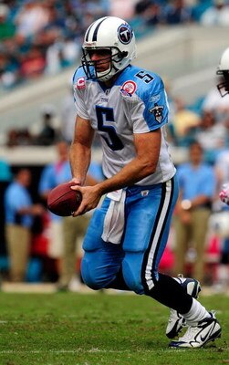 JACKSONVILLE, FL - OCTOBER 04:  David Garrard #9 of the Jacksonville Jaguars attempts a pass during the game against the Tennessee Titans at Jacksonville Municipal Stadium on October 4, 2009 in Jacksonville, Florida.  (Photo by Sam Greenwood/Getty Images)