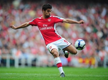 LONDON, ENGLAND - SEPTEMBER 19:  Eduardo of Arsenal in action during the Barclays Premier League match between Arsenal and Wigan Athletic at the Emirates Stadium on September 19, 2009 in London, England.  (Photo by Clive Mason/Getty Images)