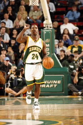 SEATTLE - NOVEMBER 18:  Mateen Cleaves #24 of the Seattle Sonics calls a play a he moves the ball up court during a game against the Chicago Bulls at the KeyArena on November 18, 2005 in Seattle, Washington. The Sonics won 98-84.  NOTE TO USER: User expre