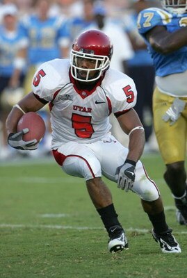 PASADENA, CA - SEPTEMBER 02:  Brent Casteel #5 of the Utah Utes runs with the ball against the UCLA Bruins during the college football game held on Septemeber 2, 2006 at the Rose Bowl in Pasadena, California. The Bruins defeated the Utes 31-10.  (Photo by