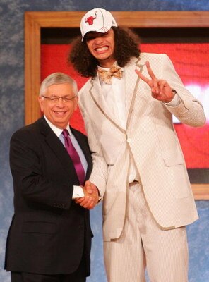 NEW YORK - JUNE 28:  NBA Commissioner David Stern (L) poses for a photo with Joakim Noah of Florida after he was drafted ninth by the Chicago Bulls during the 2007 NBA Draft at the WaMu Theatre at Madison Square Garden June 28, 2007 in New York City. NOTE