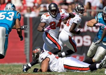 TAMPA, FL - OCTOBER 18:  Running back Carnell Williams #24 of the Tampa Bay Buccaneers runs the ball against the Carolina Panthers during the game at Raymond James Stadium on October 18, 2009 in Tampa, Florida.  (Photo by J. Meric/Getty Images)