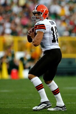 GREEN BAY, WI - AUGUST 15:  Quarterback Brady Quinn #10 of the Cleveland Browns looks to pass the ball against the Green Bay Packers during the preseason game at Lambeau Field on August 15, 2009 in Green Bay, Wisconsin.  (Photo by Jonathan Daniel/Getty Im