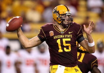 TEMPE, AZ - OCTOBER 03:  Quarterback Danny Sullivan #15 of the Arizona State Sun Devils throws a pass during the college football game against the Oregon State Beavers at Sun Devil Stadium on October 3, 2009 in Tempe, Arizona. The Beavers defeated the Sun