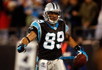 CHARLOTTE, NC - DECEMBER 08:  Steve Smith #89 of the Carolina Panthers celebrates after scoring a touchdown against the Tampa Bay Buccaneers during their game at Bank of America Stadium on December 8, 2008 in Charlotte, North Carolina.  (Photo by Streeter