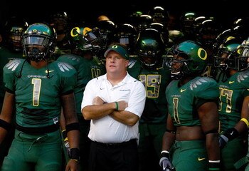 EUGENE, OR - SEPTEMBER 12:  Head Coach Chip Kelly of the Oregon Ducks waits to enter the field before the game against the Purdue Boilermakers  at Autzen Stadium on September 12, 2009 in Eugene, Oregon.  (Photo by Jonathan Ferrey/Getty Images)