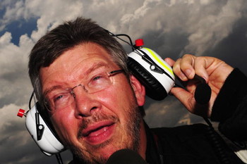 SAO PAULO, BRAZIL - OCTOBER 18: Brawn GP Team Principal Ross Brawn is seen on the gird before the Brazilian Formula One Grand Prix at the Interlagos Circuit on October 18, 2009 in Sao Paulo, Brazil. (Photo by Clive Mason/Getty Images)