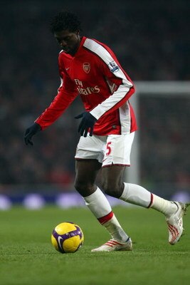 LONDON - JANUARY 10:  Kolo Toure of Arsenal in action during the Barclays Premier League match between Arsenal and  Bolton Wanderers at the Emirates Stadium on January 10, 2009 in London, England.  (Photo by Mike Hewitt/Getty Images)