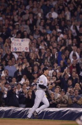 1 Nov 2001:  Paul ONeill #21 of the New York Yankees walks off the field as fan chant his name during game 5 of the World Series against the Arizona Diamondbacks at Yankee Stadium in New York, New York. Yankees win 3-2 over the Diamondbacks. DIGITAL IMAGE