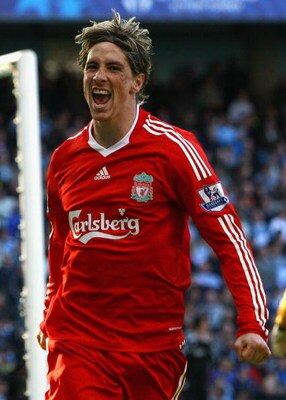 MANCHESTER, UNITED KINGDOM - OCTOBER 05:  Fernando Torres of Liverpool celebrates scoring his team's second goal during the Barclays Premier League match between Manchester City and Liverpool at The City of Manchester Stadium on October 5, 2008 in Manches